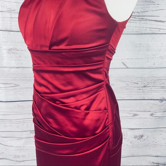 David's Bridal red single shoulder ruched dress - Picture 8 of 15